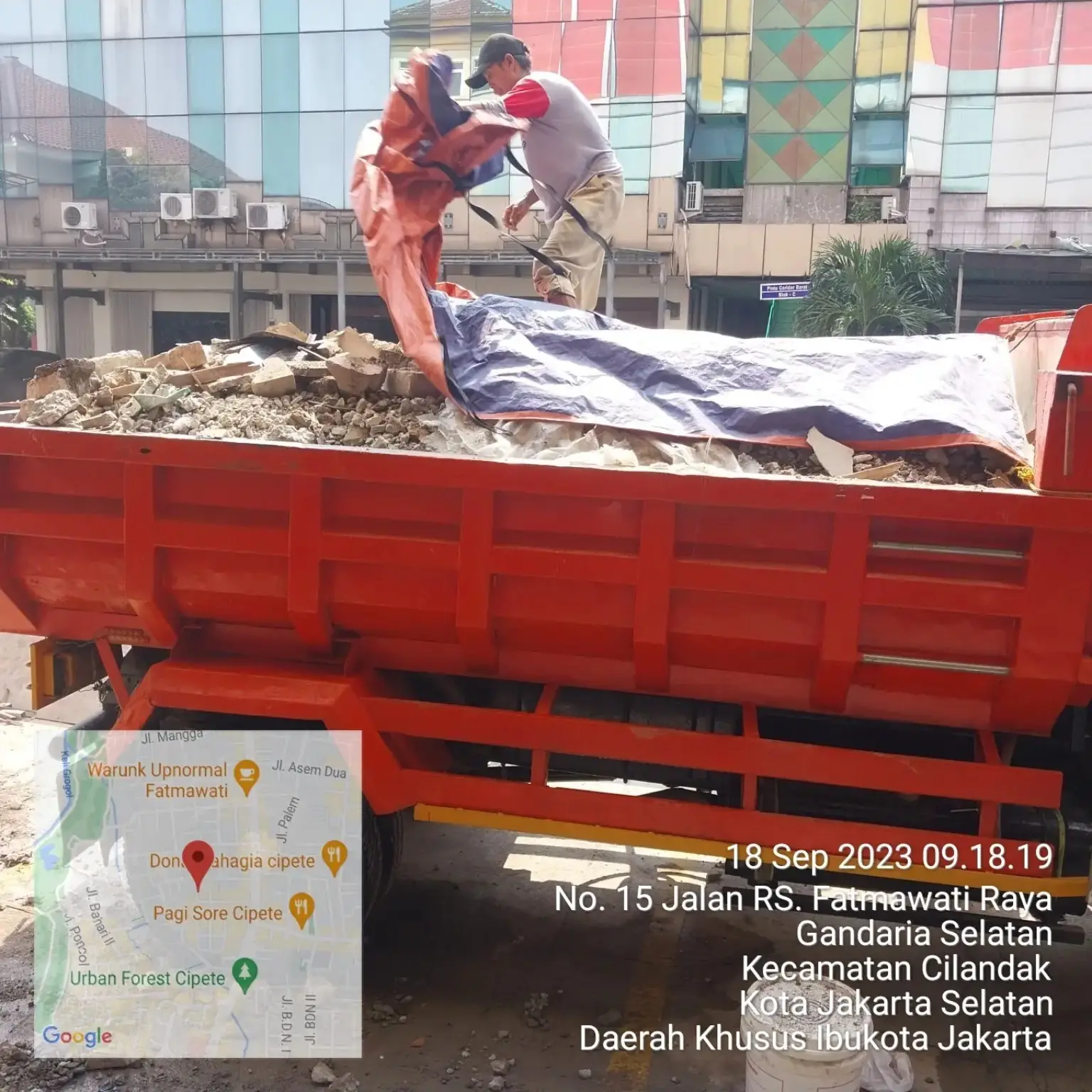 Buang Puing & Sampah Proyek - Jasa Angkut Laksana