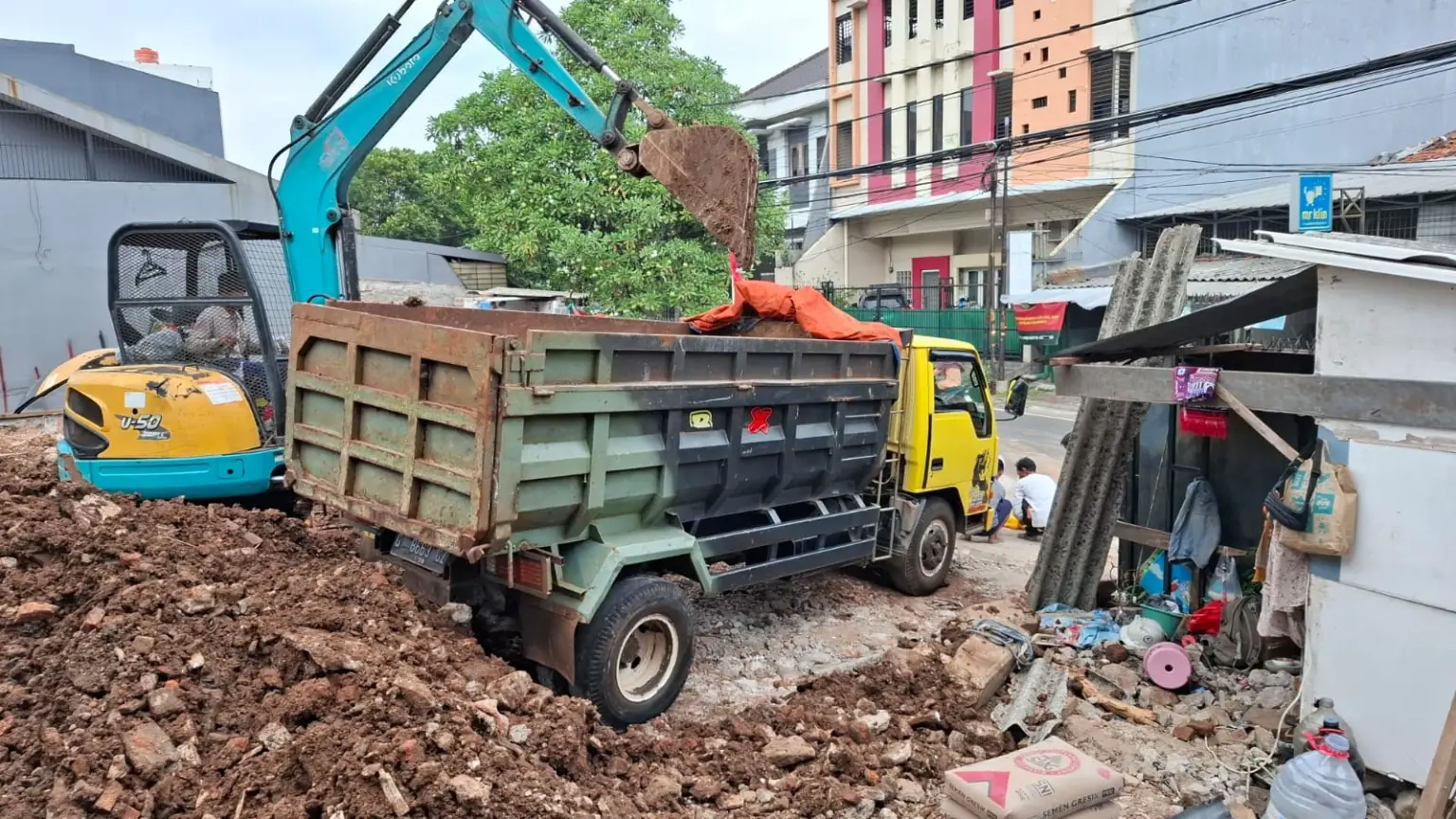 Dokumentasi proyek Cut and Fill Jasa Angkut Laksana